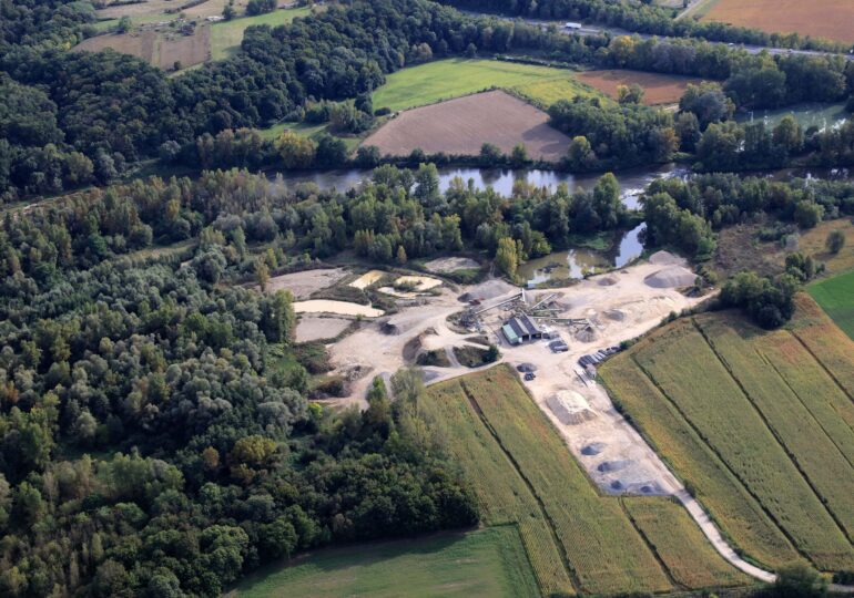 Carrière d'alluvionnaire à Veauchette